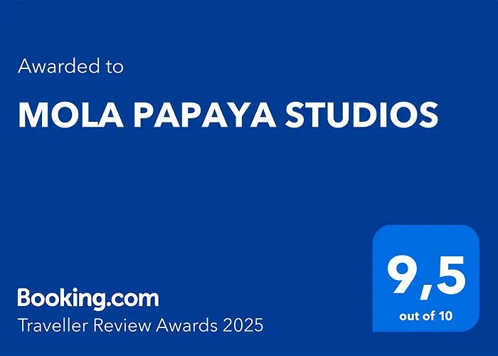 Mola Papaya Studios
